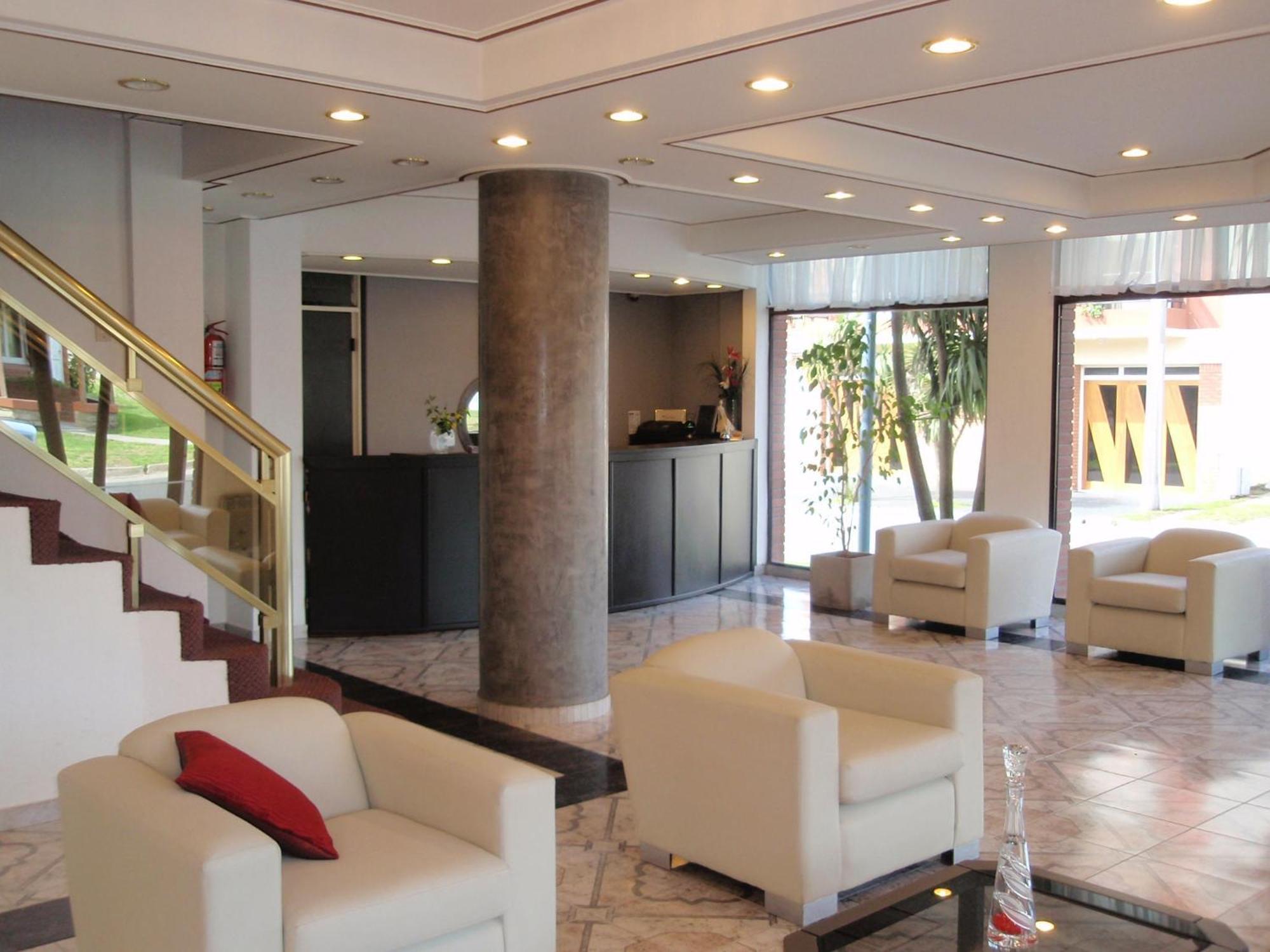 Montecarlo Hotel & Apart Mar del Plata Exterior foto